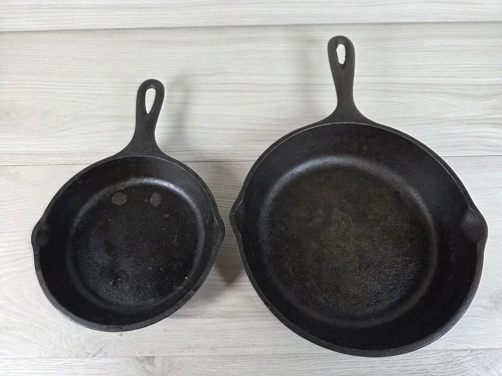 Lodge Cast Iron Skillet Set USA 5SK & 8SK Pre-Seasoned Frying Pans Pour g57
